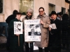 1988. Campaigning for the Uspensky family near the UN building, New York. From the right: Abe Bayer and Bob Fishman with two friends. New York City, Dec. 1988. co RS
